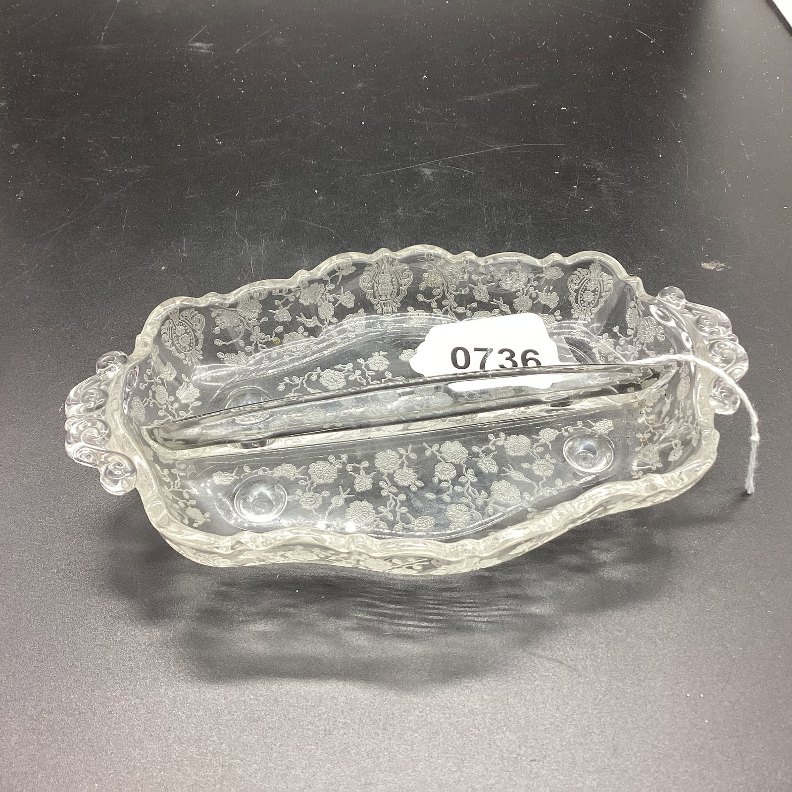 CAMBRIDGE SMALL 2 PART RELISH DISH ROSE POINT PATTERN: 4 1/4 X 7 1/4 GOOD SHAPE