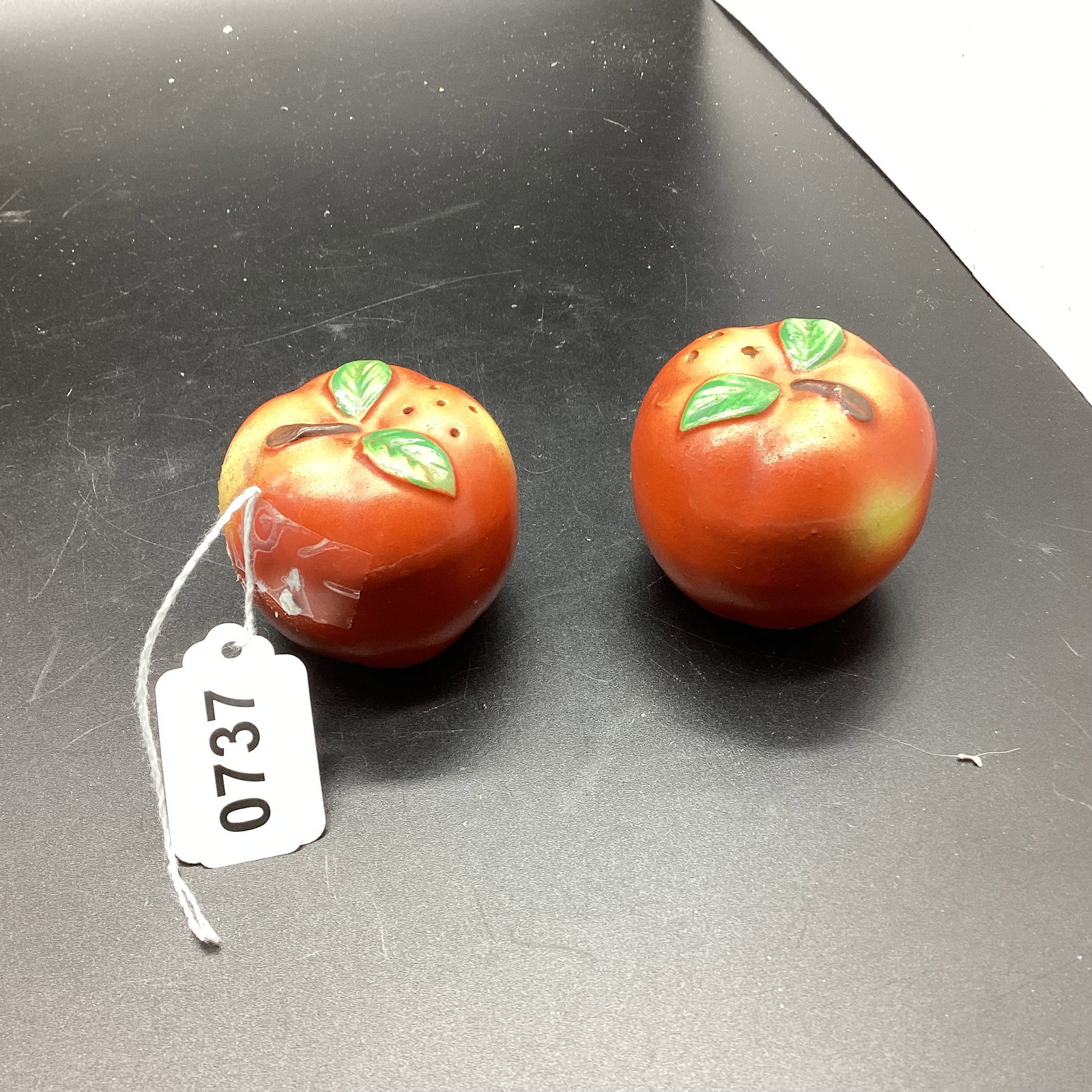APPLE SALT & PEPPER SET: 2 X 2 1/4 GOOD SHAPE
