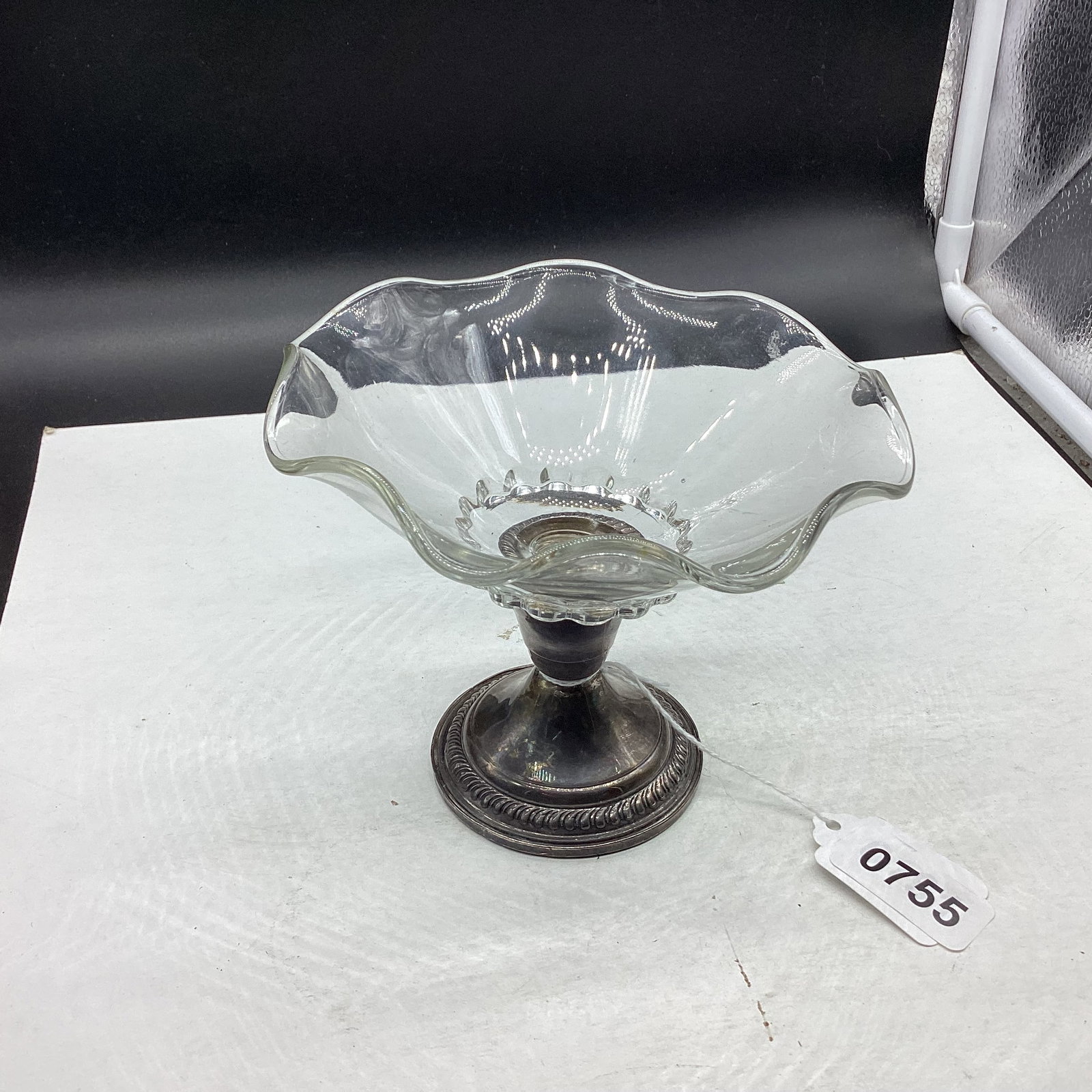 CRYSTAL COMPOTE W/STERLING BASE: 4 1/2 X6 GOOD SHAPE