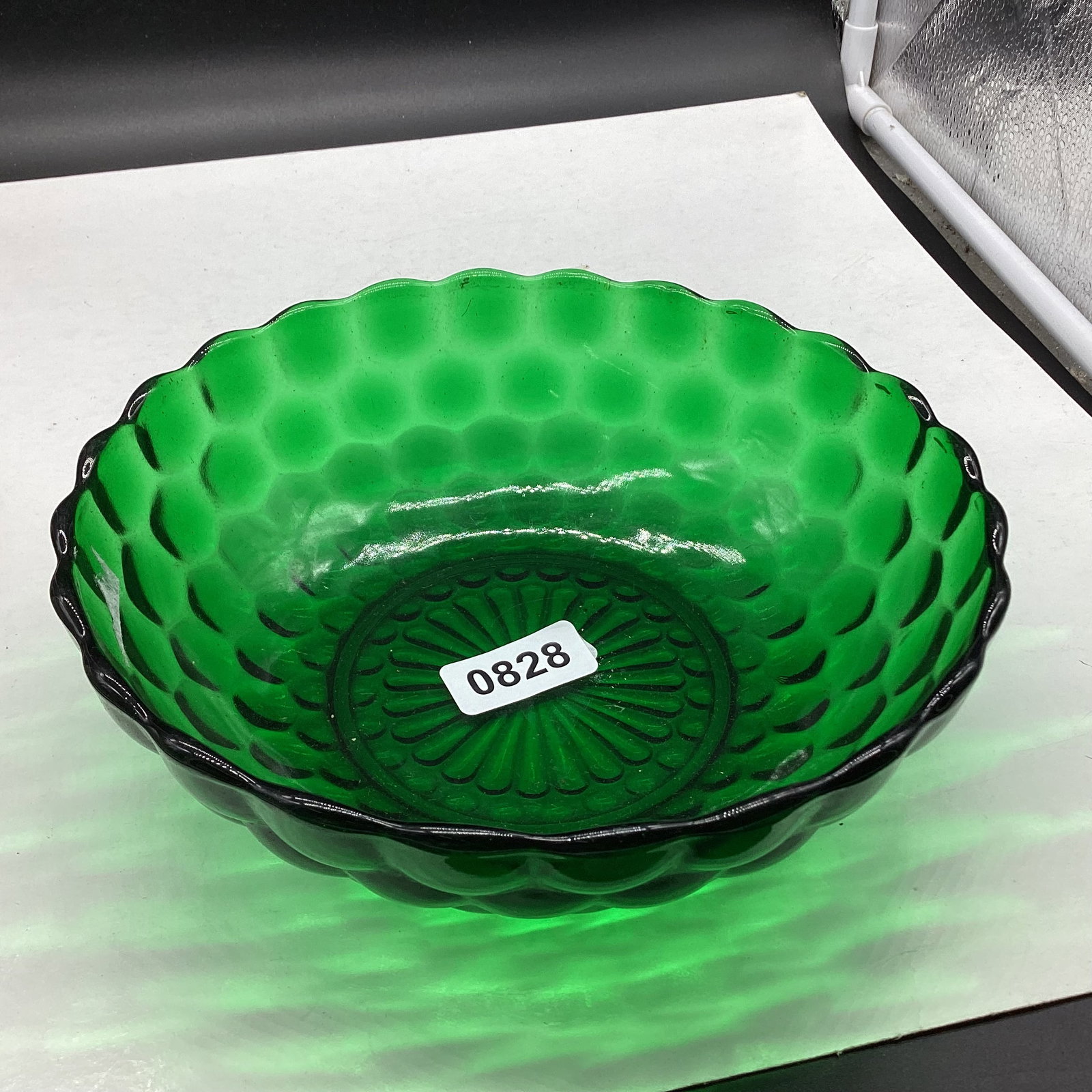 DEPRESSION GREEN BUBBLE LARGE BERRY BOWL: 2 3 /4 X 8 GOOD SHAPE