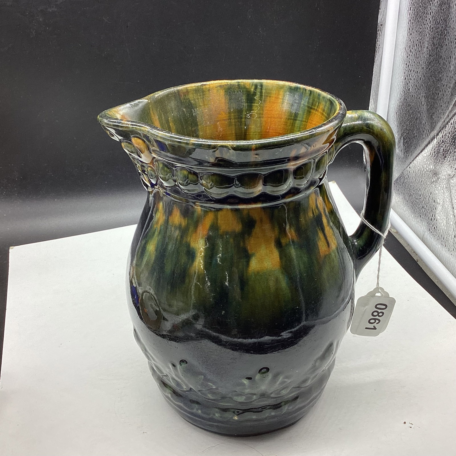 VINTAGE MAJOLICA PITCHER: 8 1/2" TALL GOOD SHAPE