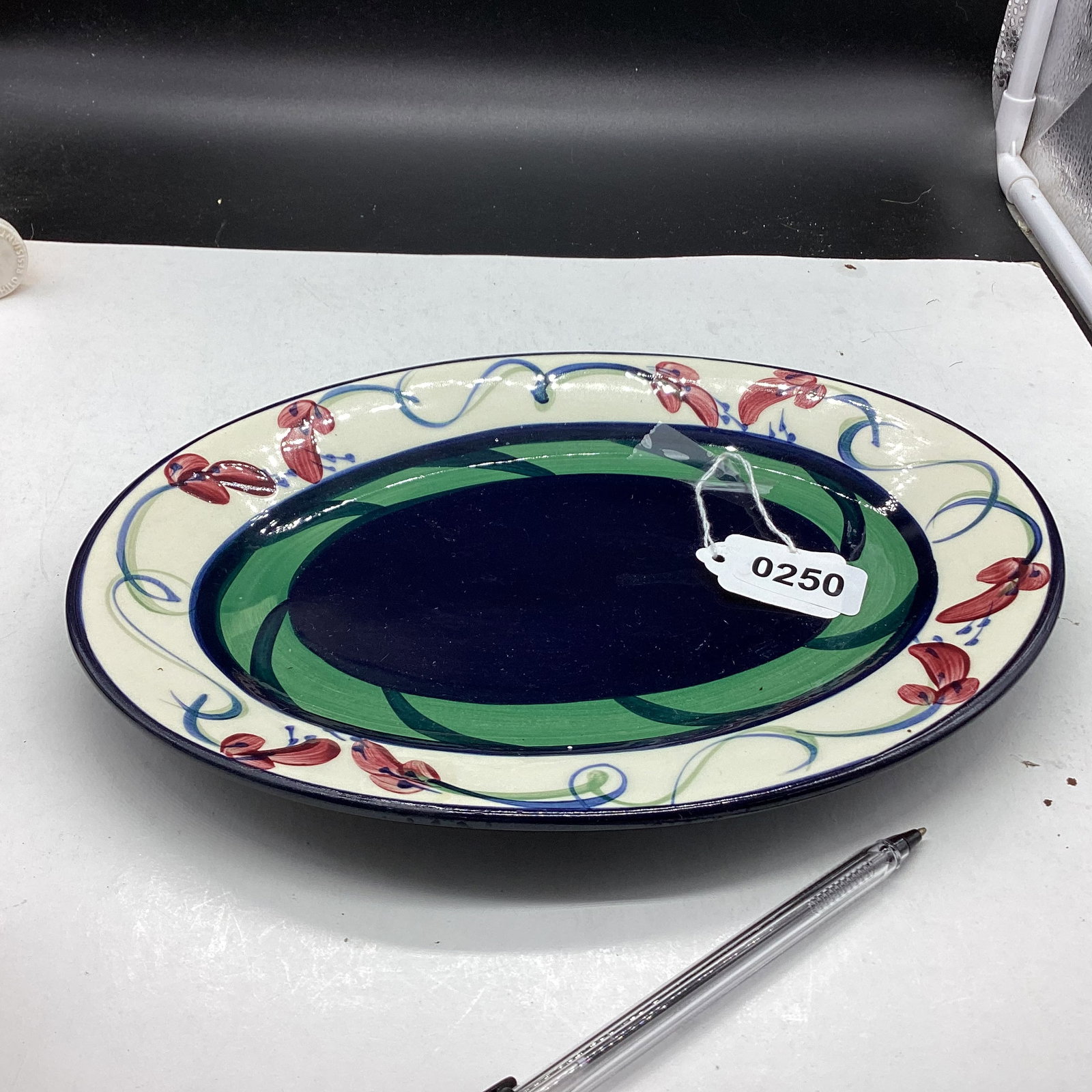 GAIL PITMAN PLATTER: 8 X 11 GOOD SHAPE