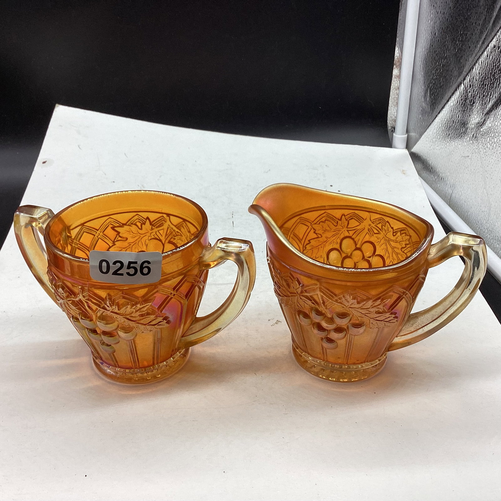 MARIGOLD GRAPE & OPTIC ARCHES PATTERN SUGAR & CREAMER: 4" T GOOD SHAPE