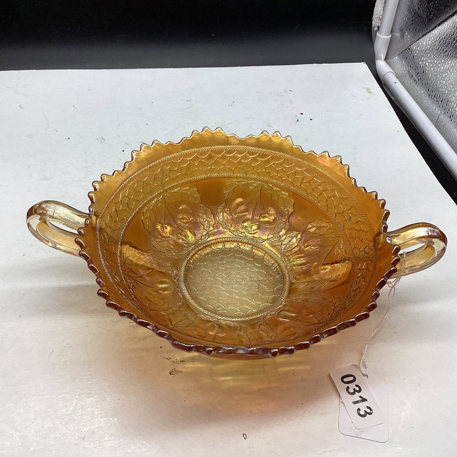 FENTON MARIGOLD CHERRY CIRCLE 2 HANDLE BOWL: 2 3/4 X 7 GOOD SHAPE