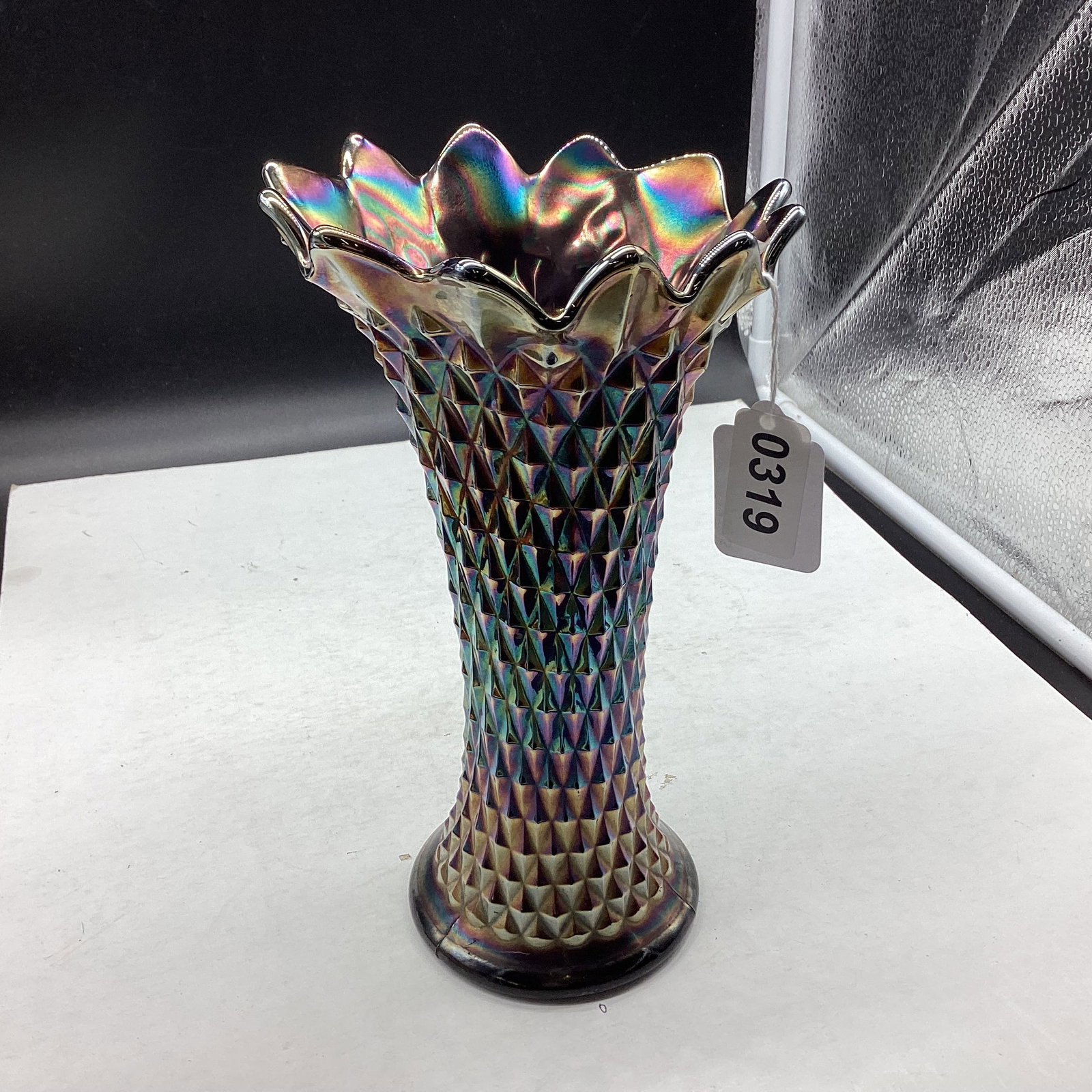 VINTAGE NORTHWOOD AMETHYST DIAMOND POINT CARNIVAL VAASE: 8 1/4" TALL GOOD SHAPE