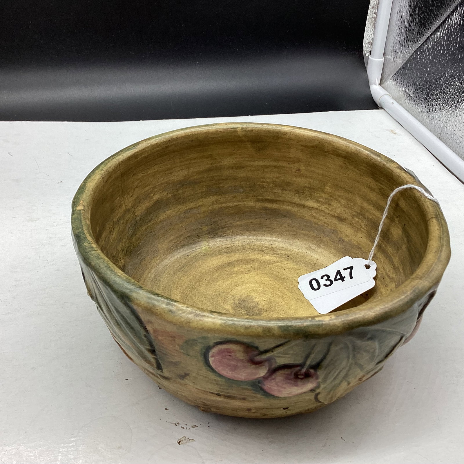 WELLER POTTERY WOODCRAFT & CHERRIES PATTERN BOWL: 3 X 7 GOOD SHAPEE