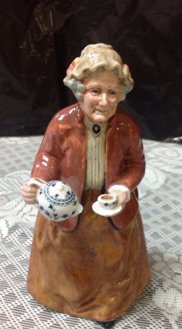 Royal Doulton Tea Time Figurine (1 of 2)