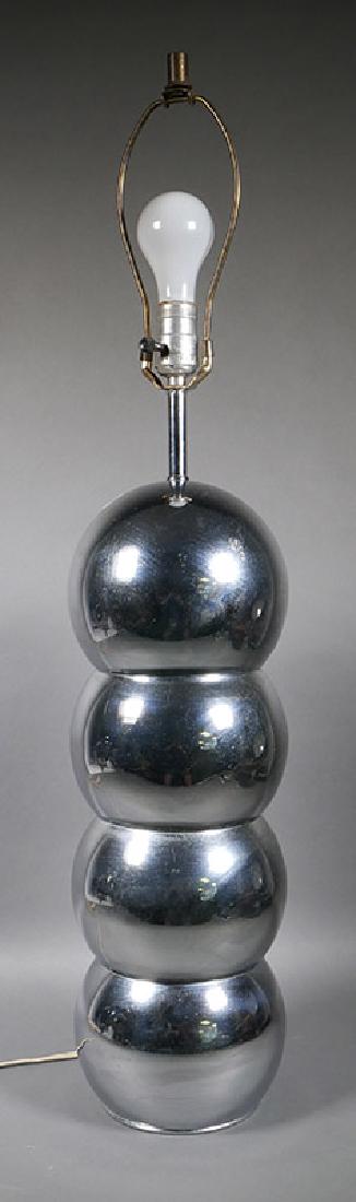 MCM 1970s George Kovacs Chrome Stacking Ball Lamp: Nice Midcentury Modern era table lamp, designed by Goerge Kovacs. Original cord and plug. Measures 33" high to finial.