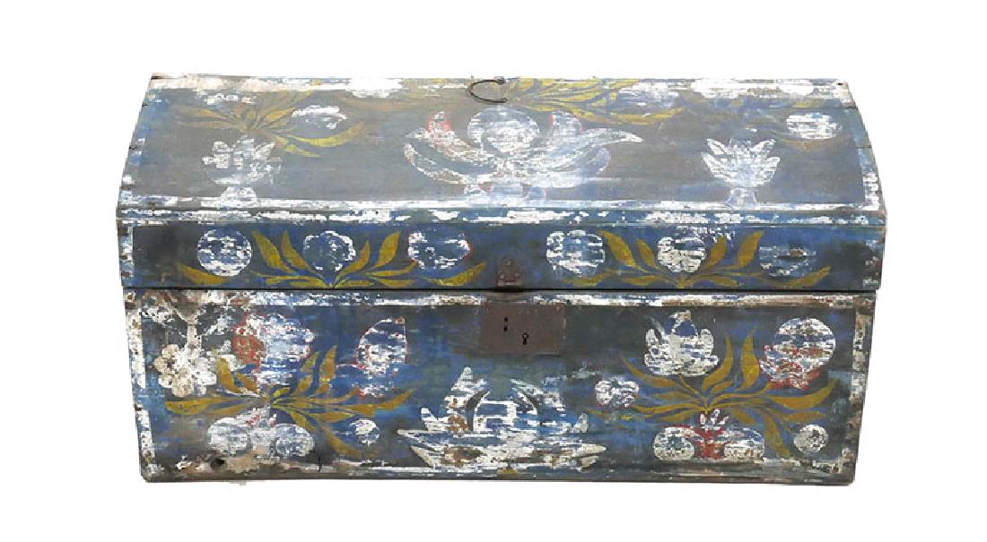 Pennsylvania Dutch Domed Bride's Box, c. 1800s: Pennsylvania Dutch Domed Bride's Box, likely dates to the 1830s. Folk art painted with floral motif in gold, white and red on a blue ground. Paper lining decorated with pink flowers. Original hardware