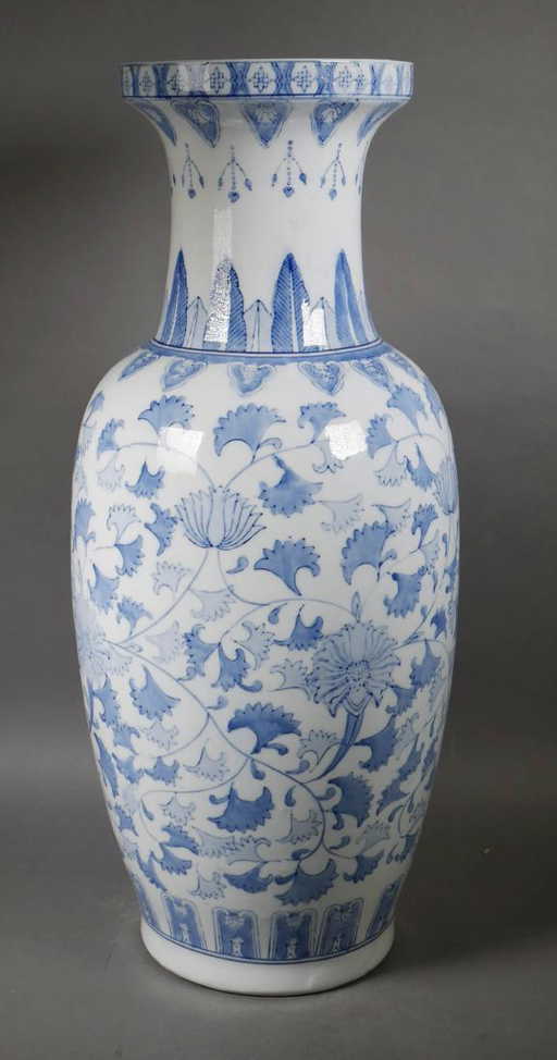 Chinese Blue White Porcelain Floor Vase