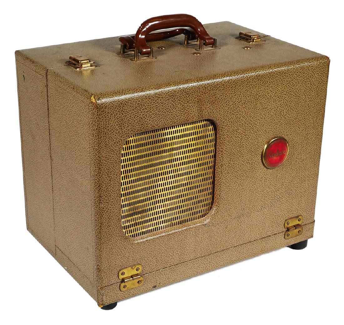 KODASCOPE Pageant 16mm Sound Projector: 1960s Kodascope Pageant 16mm sound projector in original hard case. Beautiful condition with very little wear at all. Case is missing one rubber foot.