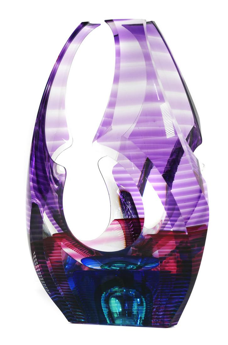 KIT KARBLER & MICHAEL DAVID Art Glass Sculpture: Kit Karbler & Michael David (American, Contemporary) blown art glass, modernist sculpture / vase form. Signed and numbered 109634. Excellent condition with no cracks, chips or repairs. Glass sculpture