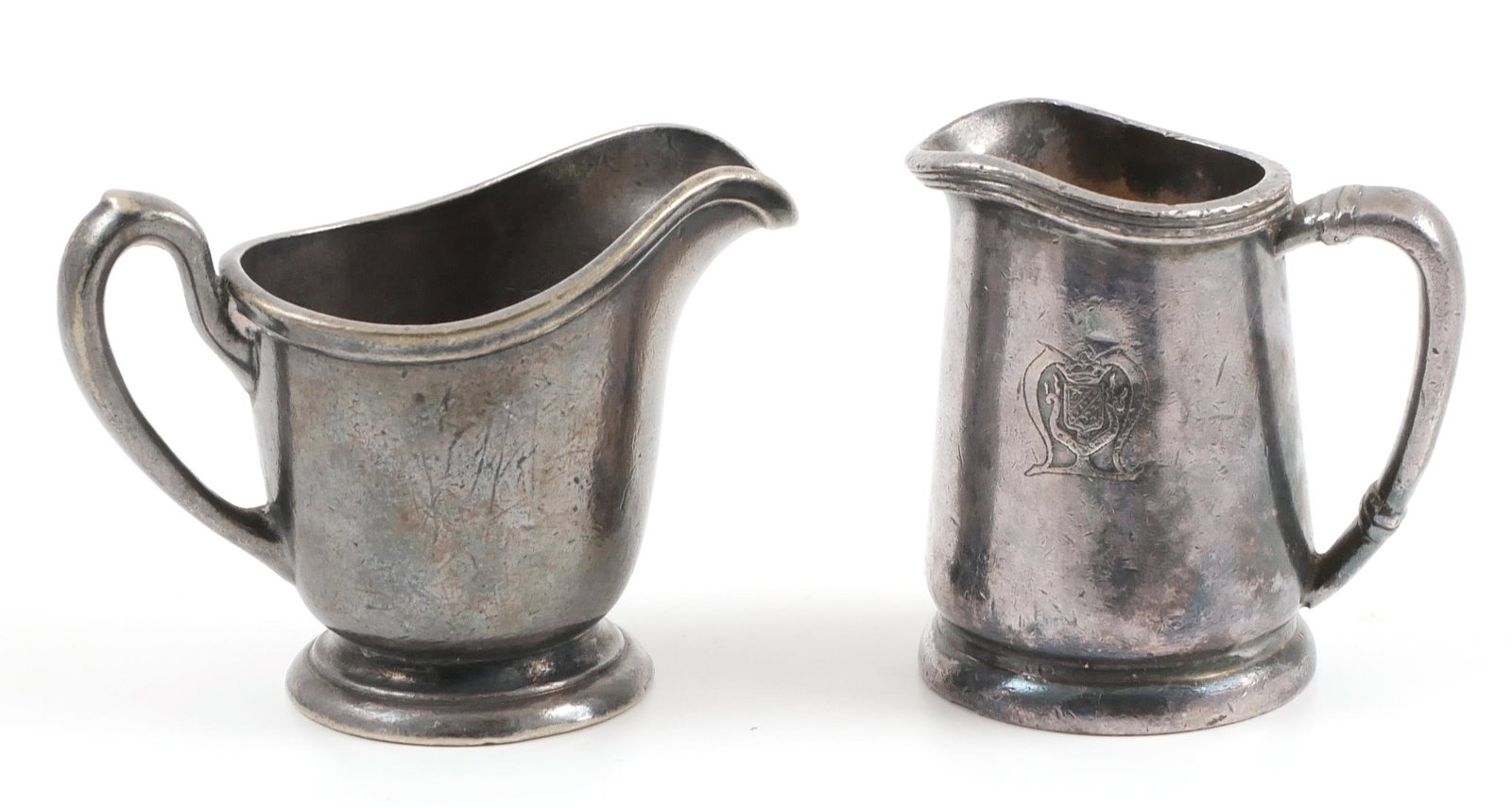 (2) Vintage MIAMI BEACH HOTEL creamers: Two large Miami Beach hotels were built in the 1940s-The Raleigh in 1940, still alive, and the Martinique in 1946 (now demolished.) Here are 2-oz individual silverplated creamers, one from each hotel,