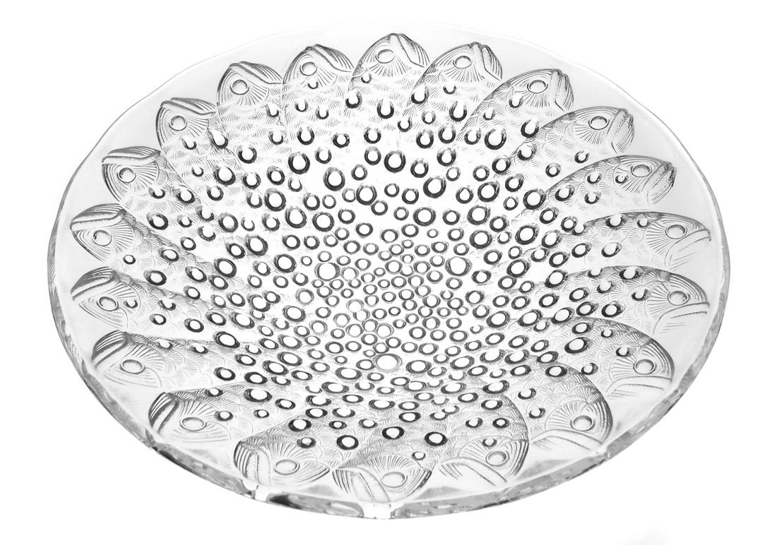 R. Lalique ROSCOFF Clear Crystal French Glass Bowl: Lalique Roscoff clear crystal fish and bubbles bowl. Originally designed by René Lalique in 1932, the Roscoff Bowl is named after a beautiful fishing port in Bretagne, France. Water droplets adorn th