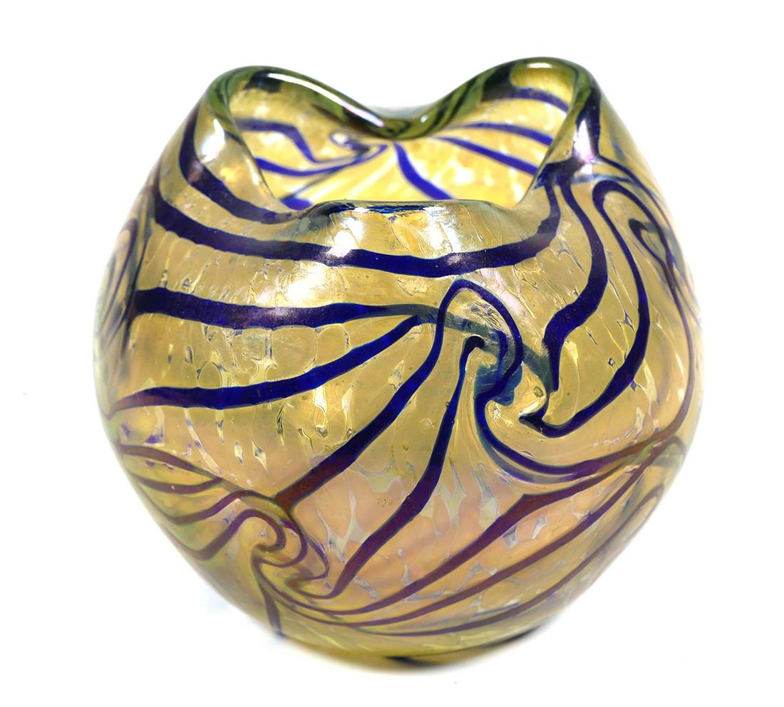 Loetz or Heckert Iridescent Rose Bowl Nouveau: Art Nouveau period vase, signed Loetz Austria on bottom, but apparently a Fritz Heckert pattern (possibly Changeant). The rose bowl shape with three lobes appears to be common to pieces by both Hecker