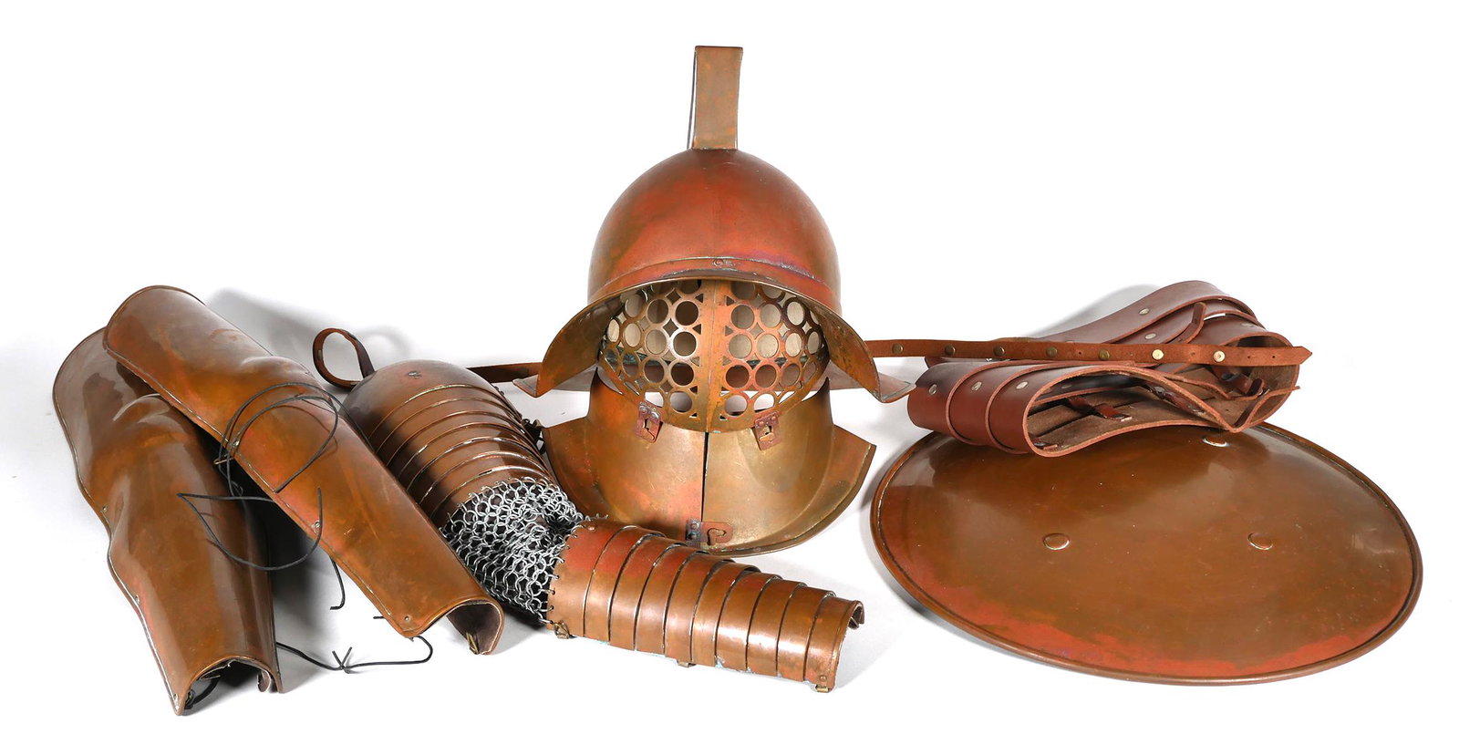 Roman GLADIATOR Copper Alloy Armor Set: Hoplomachus or Trax Roman gladiator costume, cosplay or theatrical armor. Armor is marked Windlass. Pieces are well made and heavy, helmet weighs 9 lbs. Copper alloy pieces. Set includes: leather kidn
