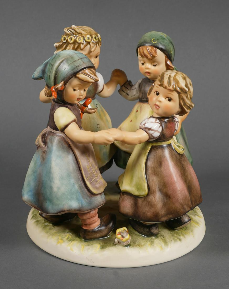 Large Hummel RING AROUND THE ROSIE 348 TMK7: Large Hummel, Ring Around the Rosie. 25th Anniversary Piece. Signed "Annette Renner, 11/6/92". She is a master painter. Incised on the bottom "c by W. Goebel, Oeslau 1957". Oeslau is the village where