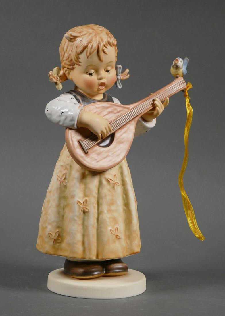 Large Hummel STRUM ALONG 557/III TMK8 (1 of 4)