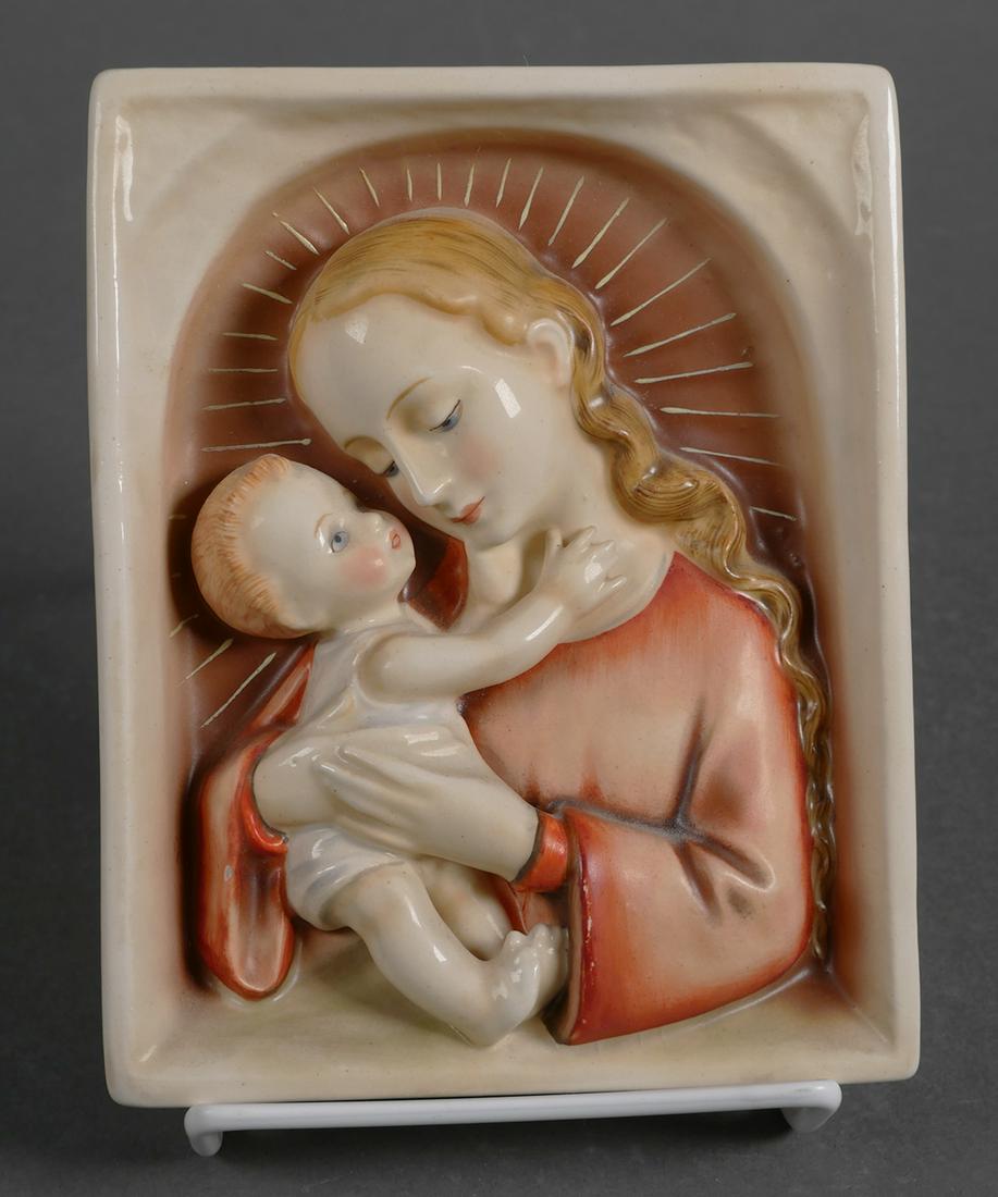 Hummel MADONNA Wall Plaque 48 TMK1 (1 of 2)