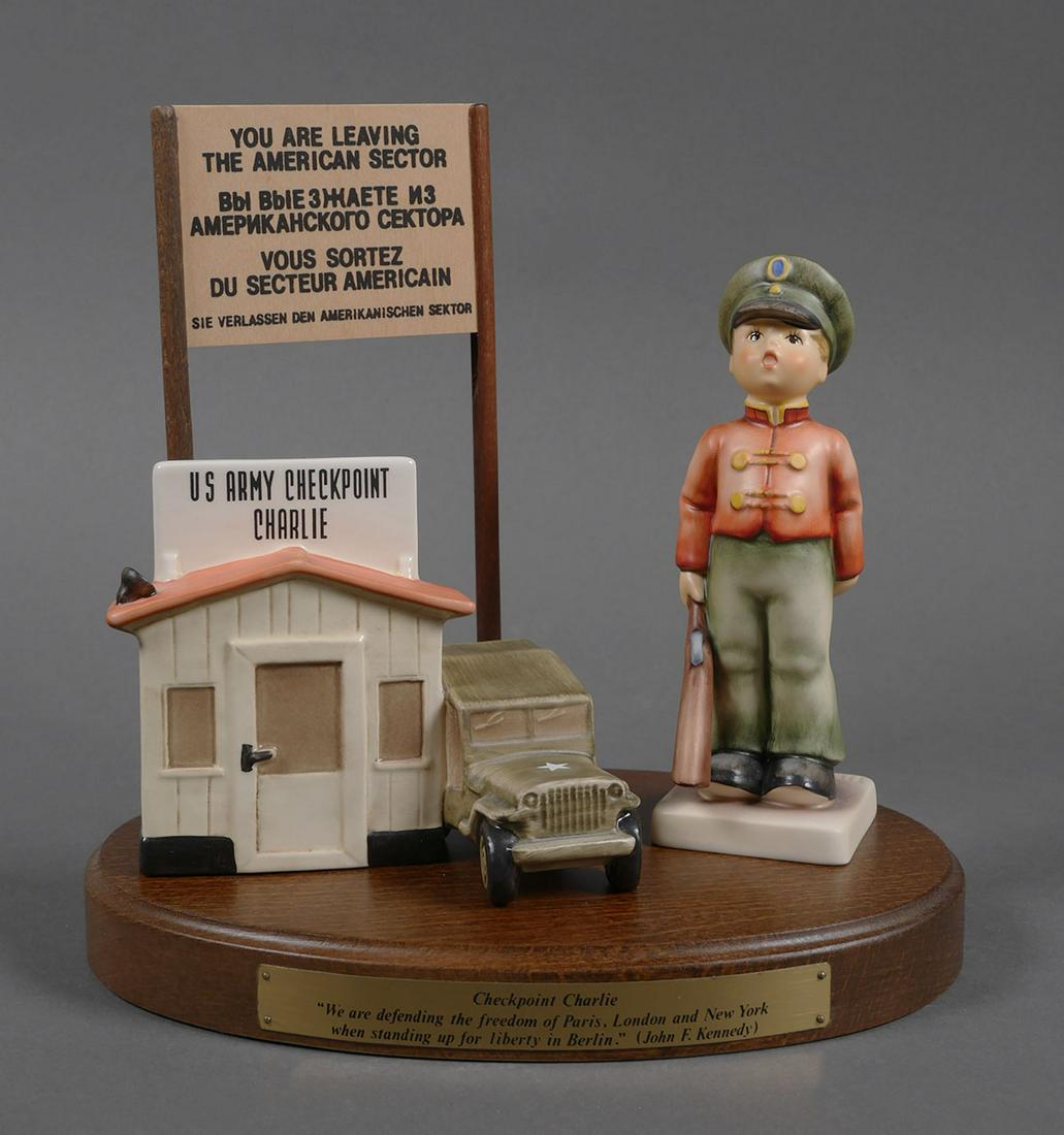 Hummel CHECKPOINT CHARLIE 332 TMK7 (1 of 4)