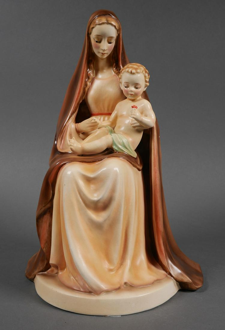 Hummel MADONNA HOLDING CHILD 151 TMK1 2 (1 of 4)