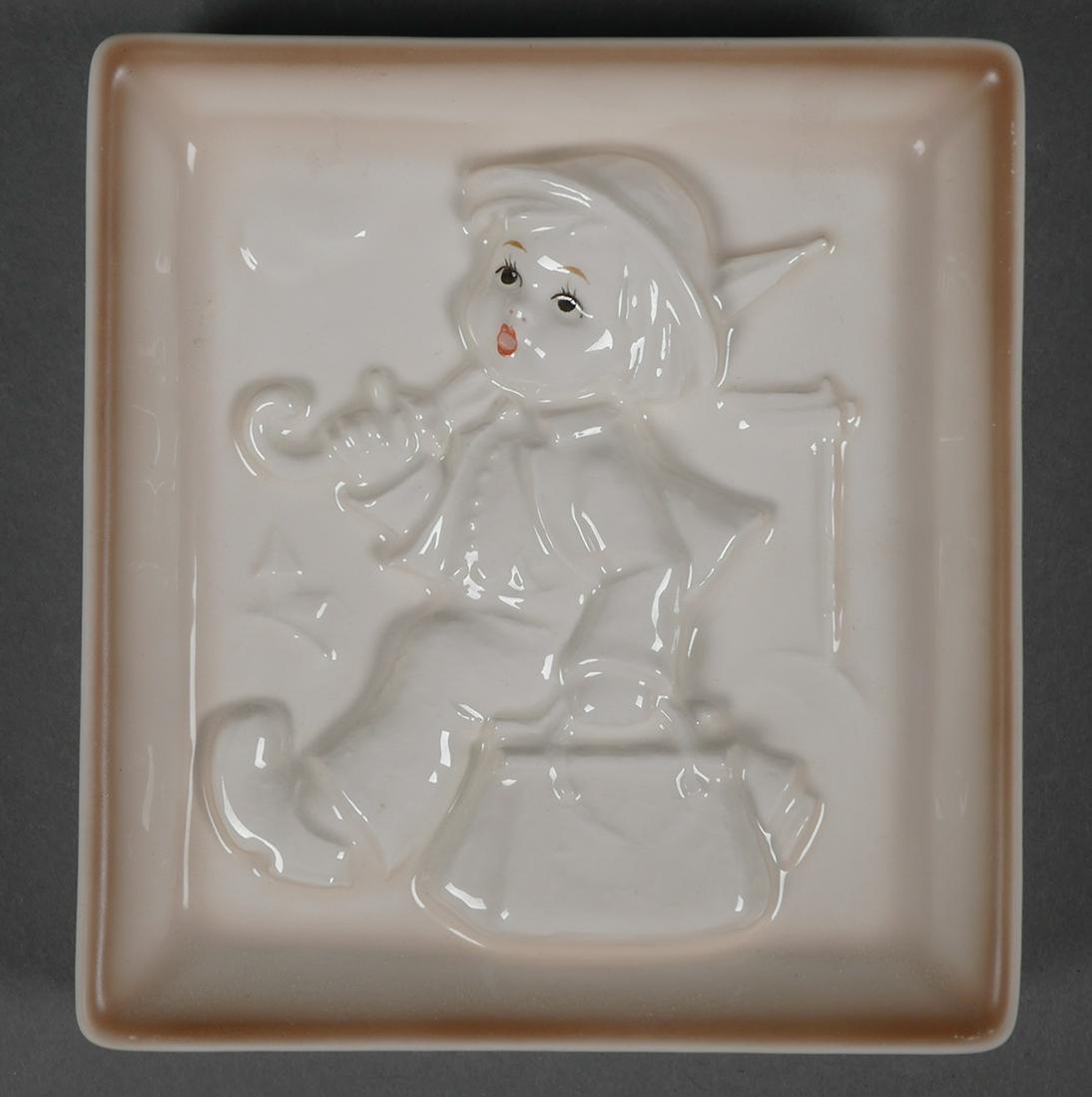 Hummel MERRY WONDERER Plaque 92 TMK7 (1 of 2)