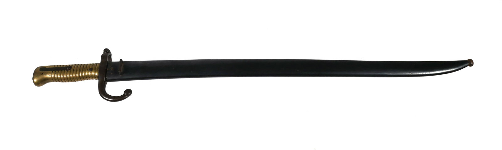 19C Yataghan French Sword Bayonet M1866: French model 1866 chassepot rifle bayonet. Spine is marked Manufacture d’Armes de Saint Étienne. Matching blade & scabbard serial number (#33615). Ricasso is marked with a M inside circle and M wit