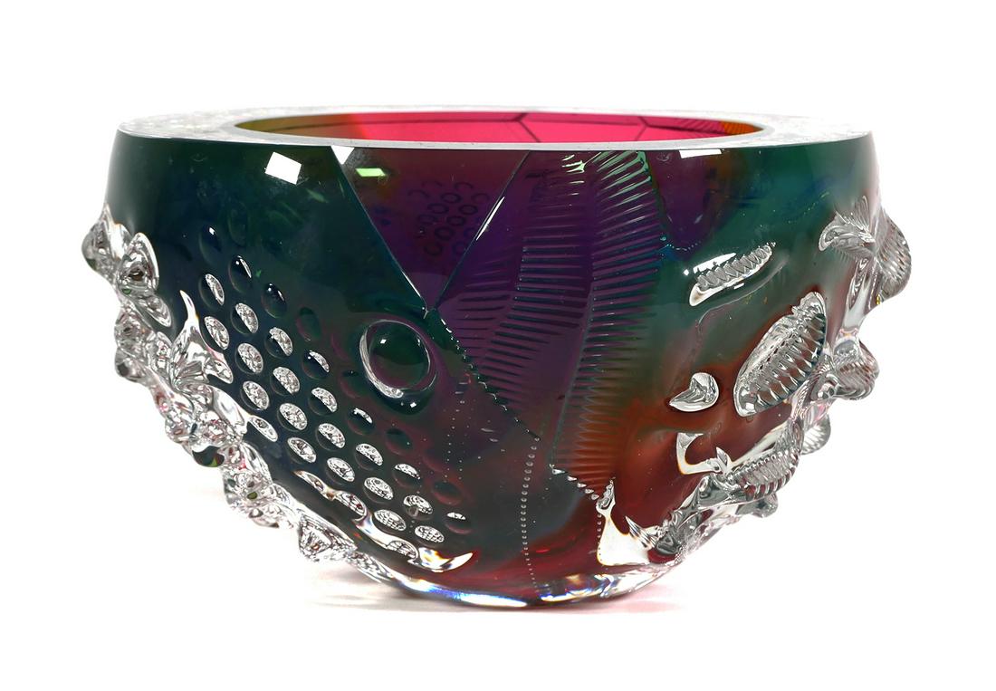 Leon Applebaum Studio Art Glass Bowl: Leon Applebaum blown art glass textured bowl. Engraved signature to base. Bowl measures approx. 9" diameter x 5" tall, 14 lbs. No cracks or chips. Light wear to base.