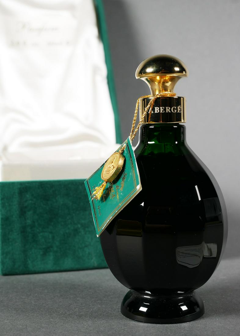 FABERGE Grace de Monaco Parfum: FABERGE perfume, Grace de Monaco, flacon measures 5" (h) x 2 1/4" (w) 2.9 fl. oz 60ml, box measures 3 3/4" (h) x 5" (w) x 7 3/4" (d), bottle is in excellent condition. Please see our other lots for mo