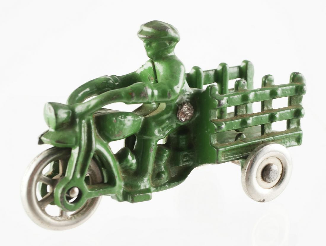 Hubley Cast Iron Toy Cop Motorcycle Trike: Antique green Hubley cast iron Indian or Harley Davidson police traffic crash motorcycle. Car measures approx. 3 3/8".