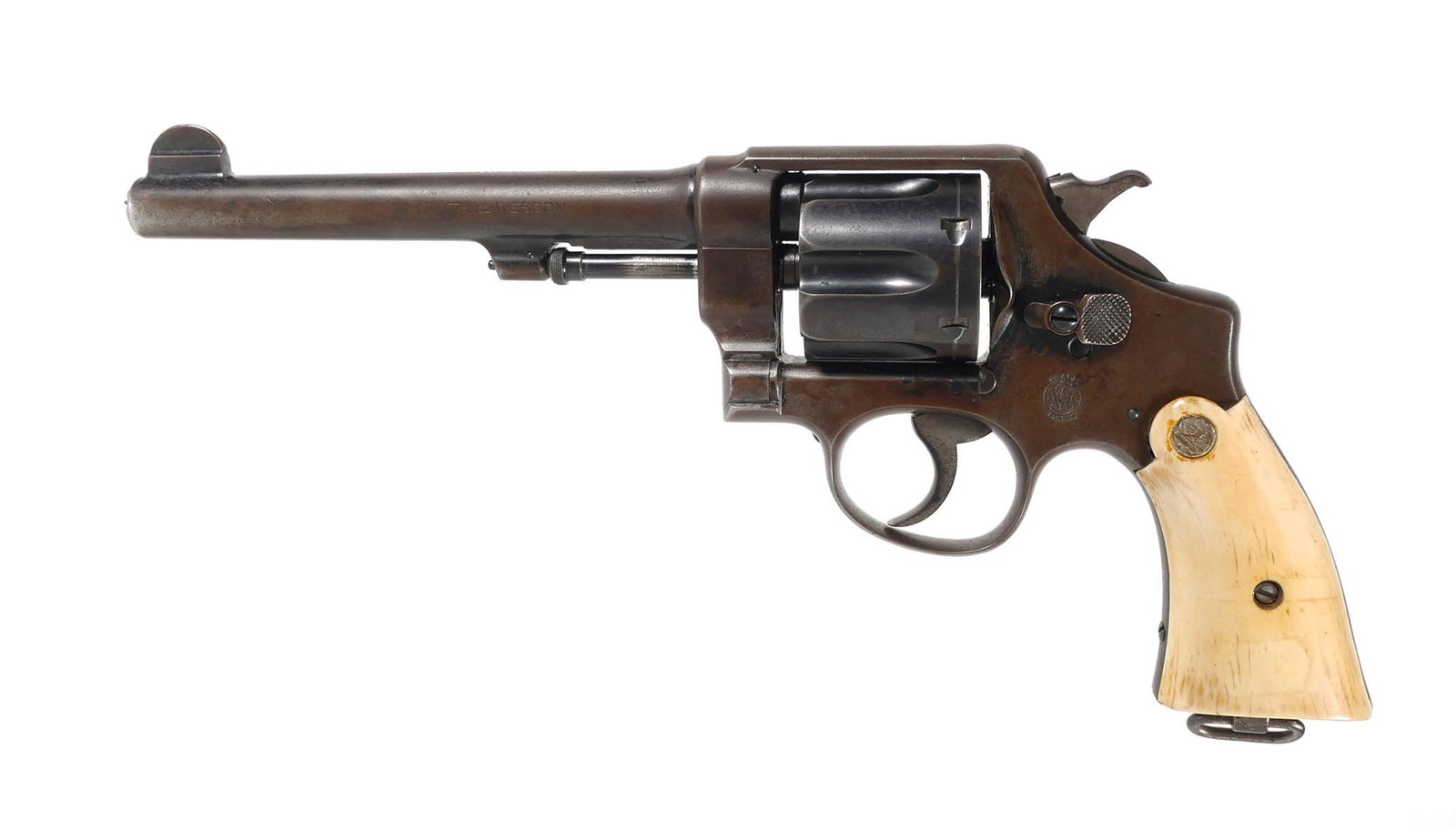 Firearm: SMITH & WESSON Hand Ejector .44: WWI era S&W Hand Ejector 2nd Model revolver in .44 S&W Special caliber. 6 3/8" barrel. Natural grips. Serial on butt, #17548. See photos for more details on condition. Please check the shipping detail