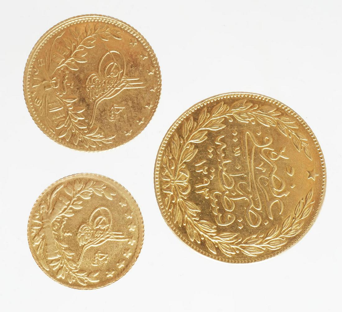 Turkey GOLD Coins 25, 50 & 100 Kurush: All appear uncirculated. One of several gold coin lots from estate collection in today's sale. This item can be shipped in-house.