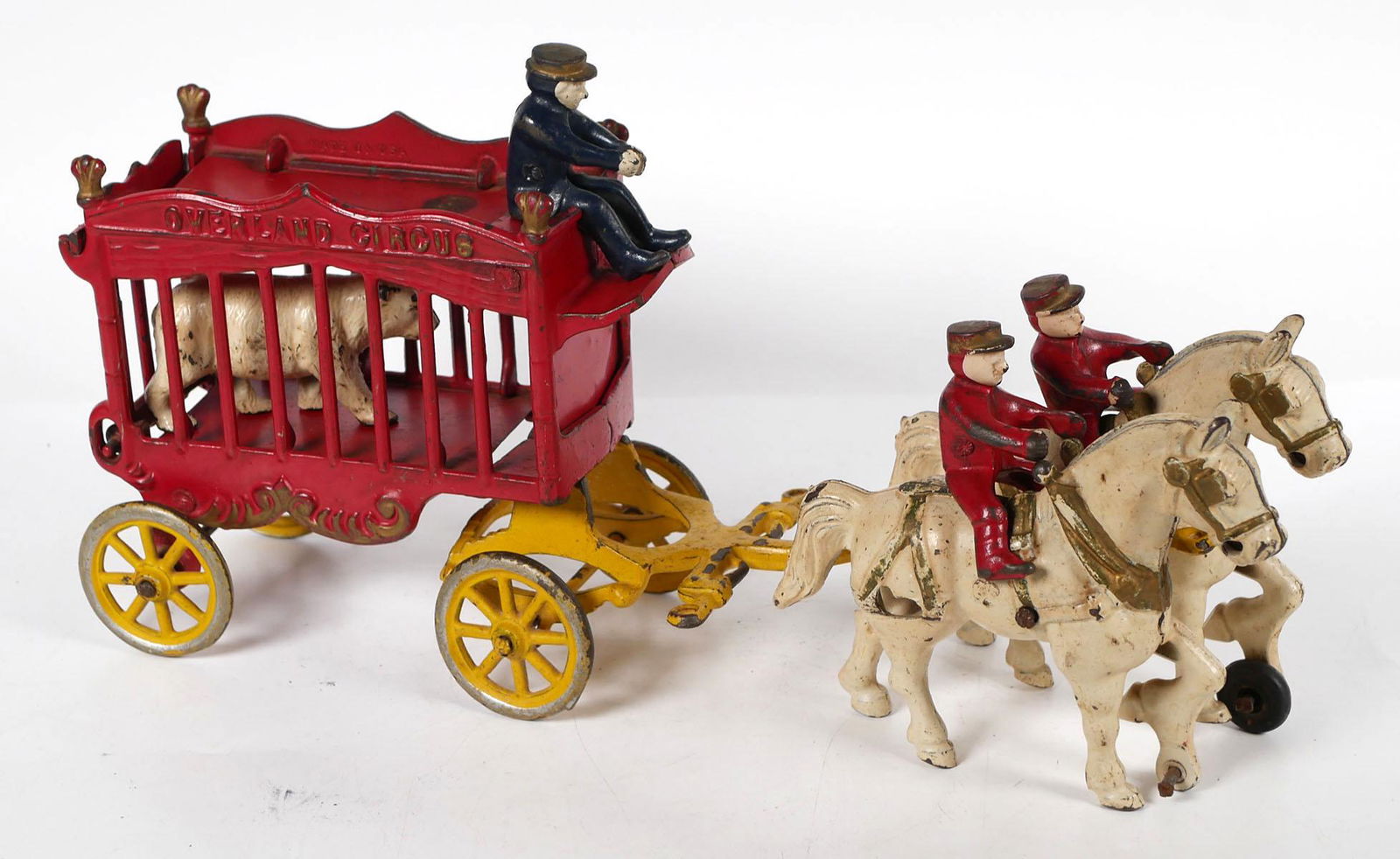 Overland Circus Wagon with Bear (1 of 6)