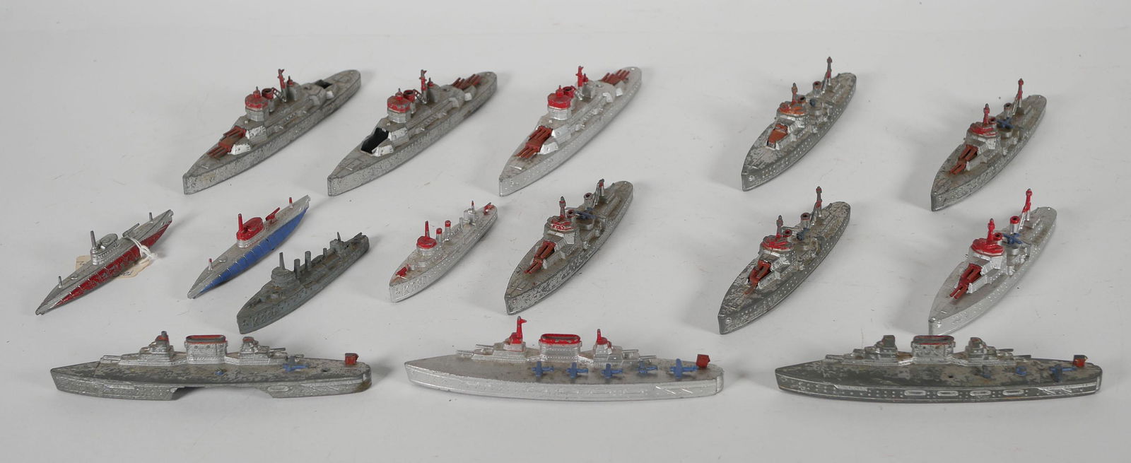15 Tootsietoy Military Ships (1 of 7)