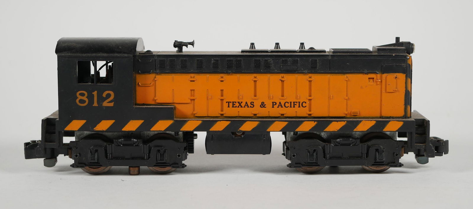 American Flyer Diesel Locomotive 812 (1 of 4)