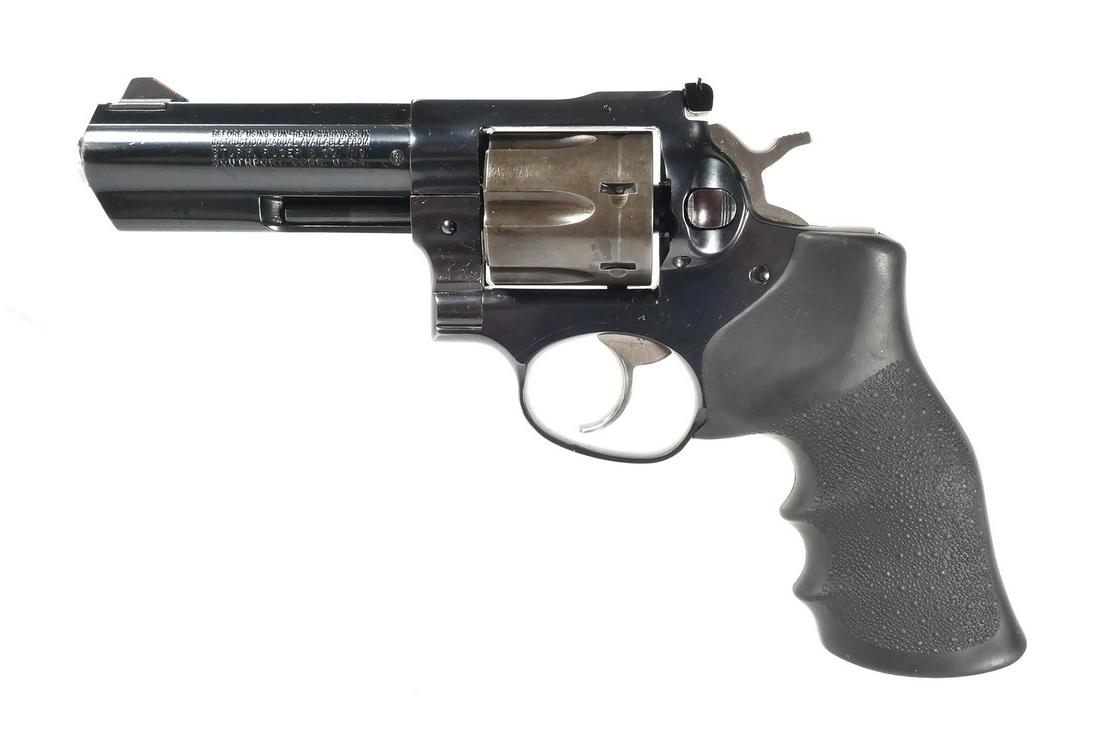 RUGER GP100 Double Action Revolver 357: Sturm Ruger GP100 revolver in .357 Magnum caliber. Barrel measures approx. 4". Capacity: 6 rounds. Rubber Ruger grips. This item can be shipped in-house. Please check the shipping details in our terms