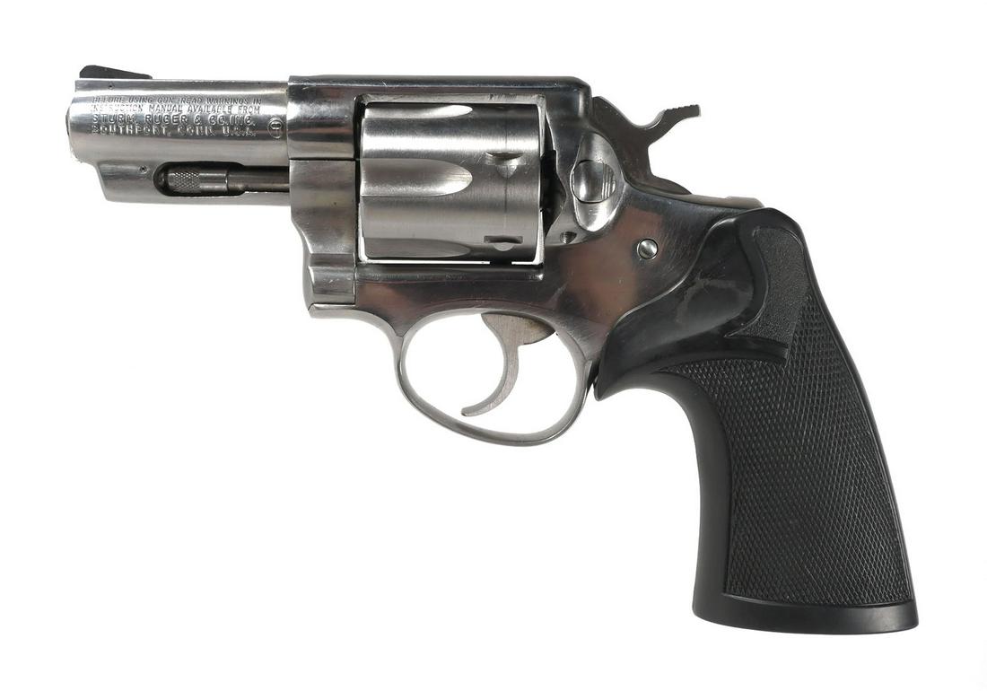 RUGER Speed Six Double Action Revolver 357: Ruger Speed Six revolver in .357 Magnum caliber. Barrel measures approx. 2 11/16". Capacity: 6 rounds. Pachmayr grips. This item can be shipped in-house. Please check the shipping details in our terms