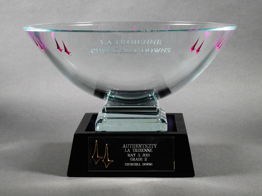 Churchill Downs Horse Racing Trophy 2013: Churchill Downs La Troienne horse racing commemorative award. Plaque on base reads "Authenticity, La Troienne, May 3, 2013, Grade II, Churchill Downs." Clear bowl with colored accents on a black base 