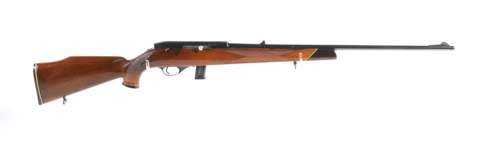 WEATHERBY Mark XXII Rifle 22: Weatherby Mark XXII semi-auto rifle in .22 Long Rifle caliber. Serial #J-27361, (1967-1971). Barrel measures 24", 42-1/2" overall. Barrel is marked "Made in Japan". One magazine included. This item ca