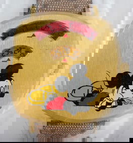 Gucci Disney Mickey Mouse Quartz Digital Watch