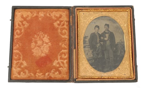Civil War: "Pard" Quarter Plate Soldiers Tintype