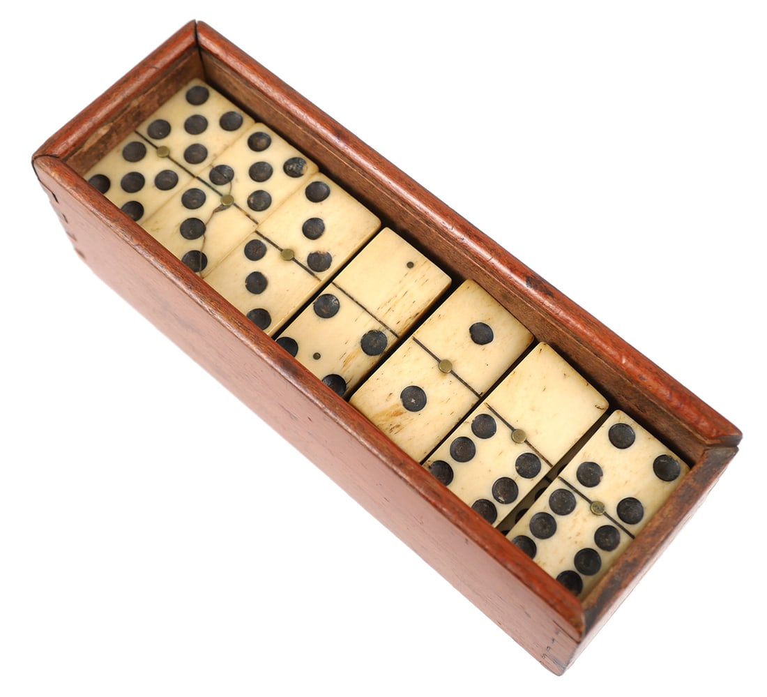 Civil War: 1860s Bone Dominoes in Wood Box: Set of bone and wood dominoes in wood box. Civil War era. This item can be shipped in-house.