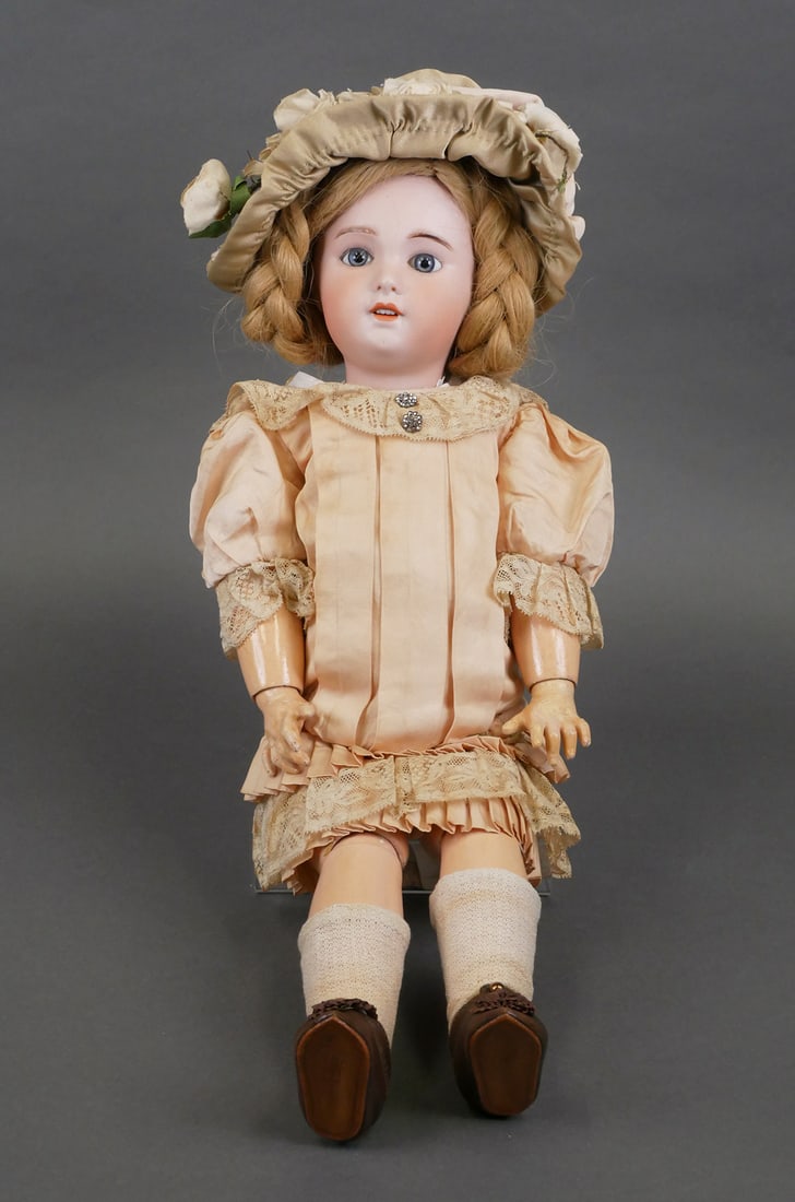 Tete JUMEAU Doll Marked Head Body Shoes: French bisque Bebe by Jumeau. Early 20th century antique porcelain doll with composition and wood body. Socket head marked in red "Tete Jumeau" round impressed mark reading "SFBJ 230 Paris". Fixed blu