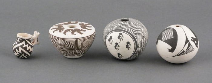 (4) Acoma Pueblo Pottery Pieces