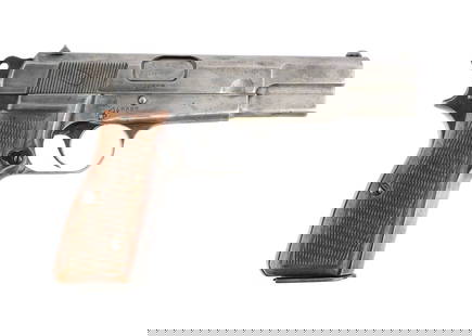 WW2 Nazi FN BROWNING Hi-Power 9mm Pistol: Fabrique Nationale/Browning 9mm Hi-Power pistol. Marked Fabrique Nationale d'Armes de Guerre Herstal Belgique and Browning's Patent Depose. Serial 148667, (circa 1942). Barrel measures approx.