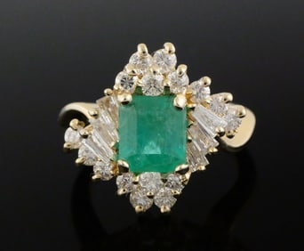 14K Gold Russian Emerald & Diamond Ring