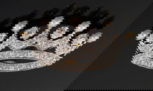 Art Deco Diamond 18k Gold Platinum Crown Brooch