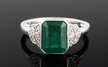 Platinum Emerald & Diamond Ring