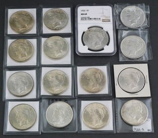 (15) 1922 Silver Peace Dollars