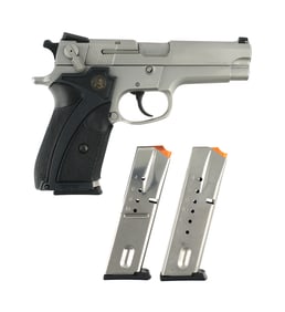 Smith & Wesson 5906 9mm Pistol